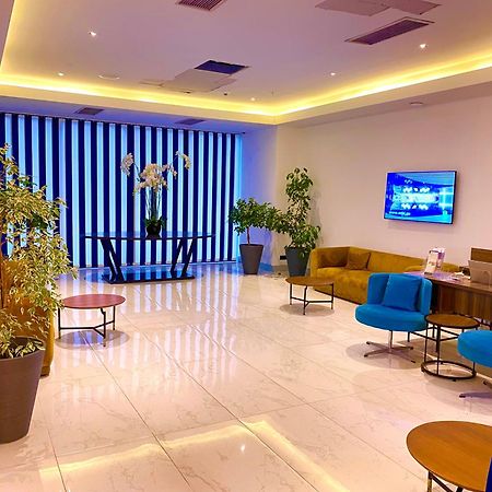 Black Sea Luxury Towers Hotell Batumi Eksteriør bilde