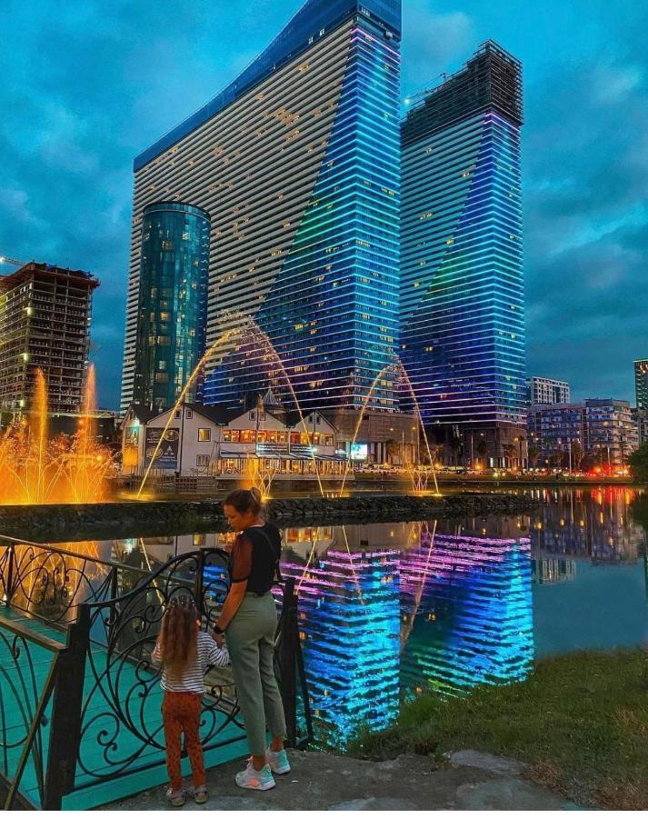 Black Sea Luxury Towers Hotell Batumi Eksteriør bilde