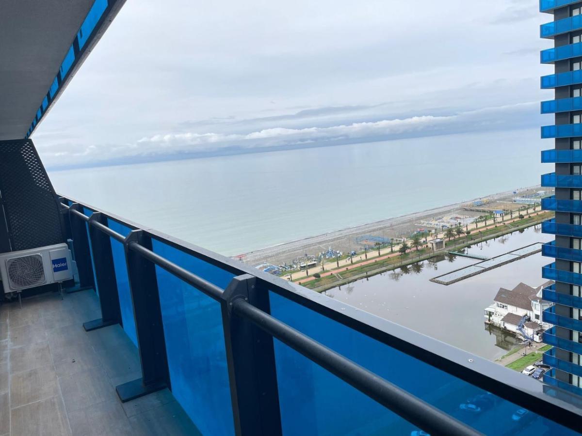 Black Sea Luxury Towers Hotell Batumi Eksteriør bilde