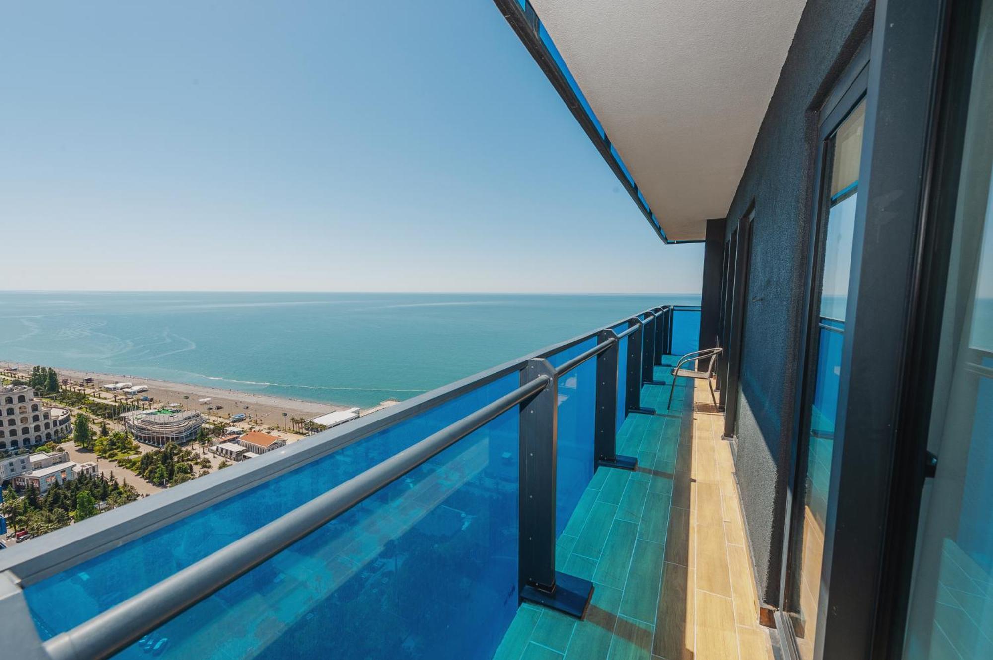 Black Sea Luxury Towers Hotell Batumi Eksteriør bilde
