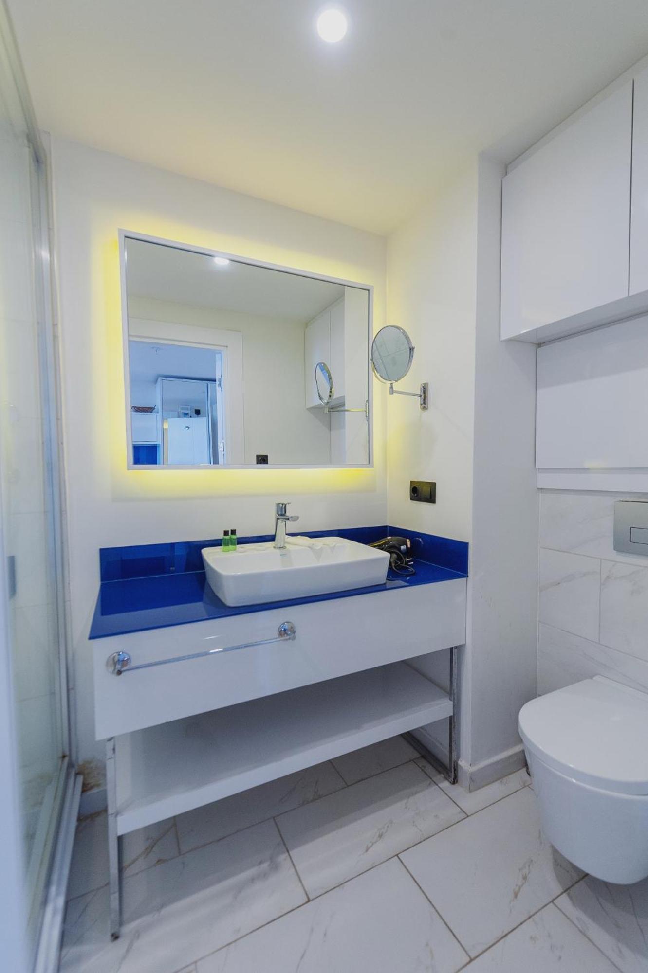Black Sea Luxury Towers Hotell Batumi Eksteriør bilde